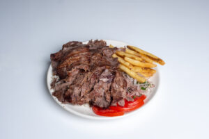 Doner Plate with fries, onion and tomatoes